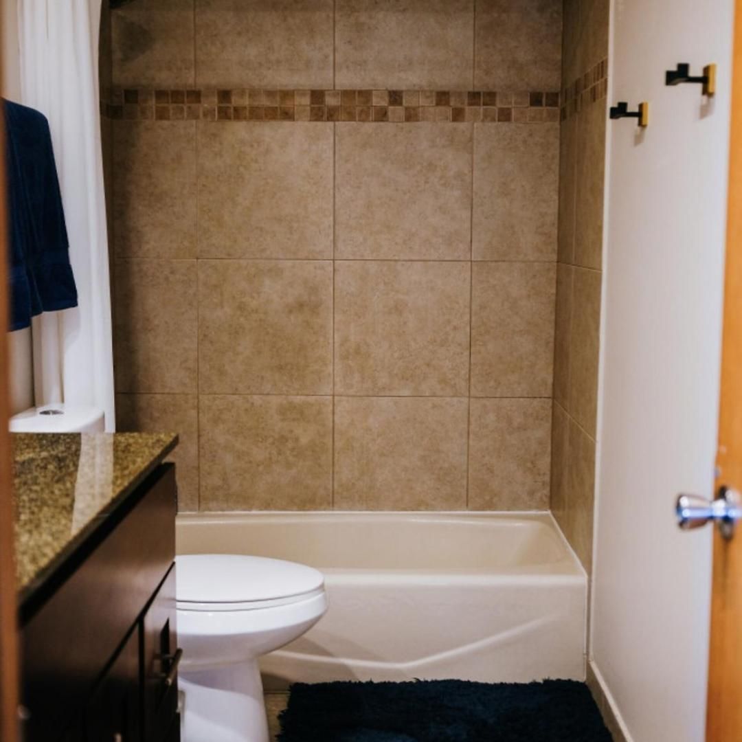 Apartment 3br Modern • Gym • Workspace • Quiet Location