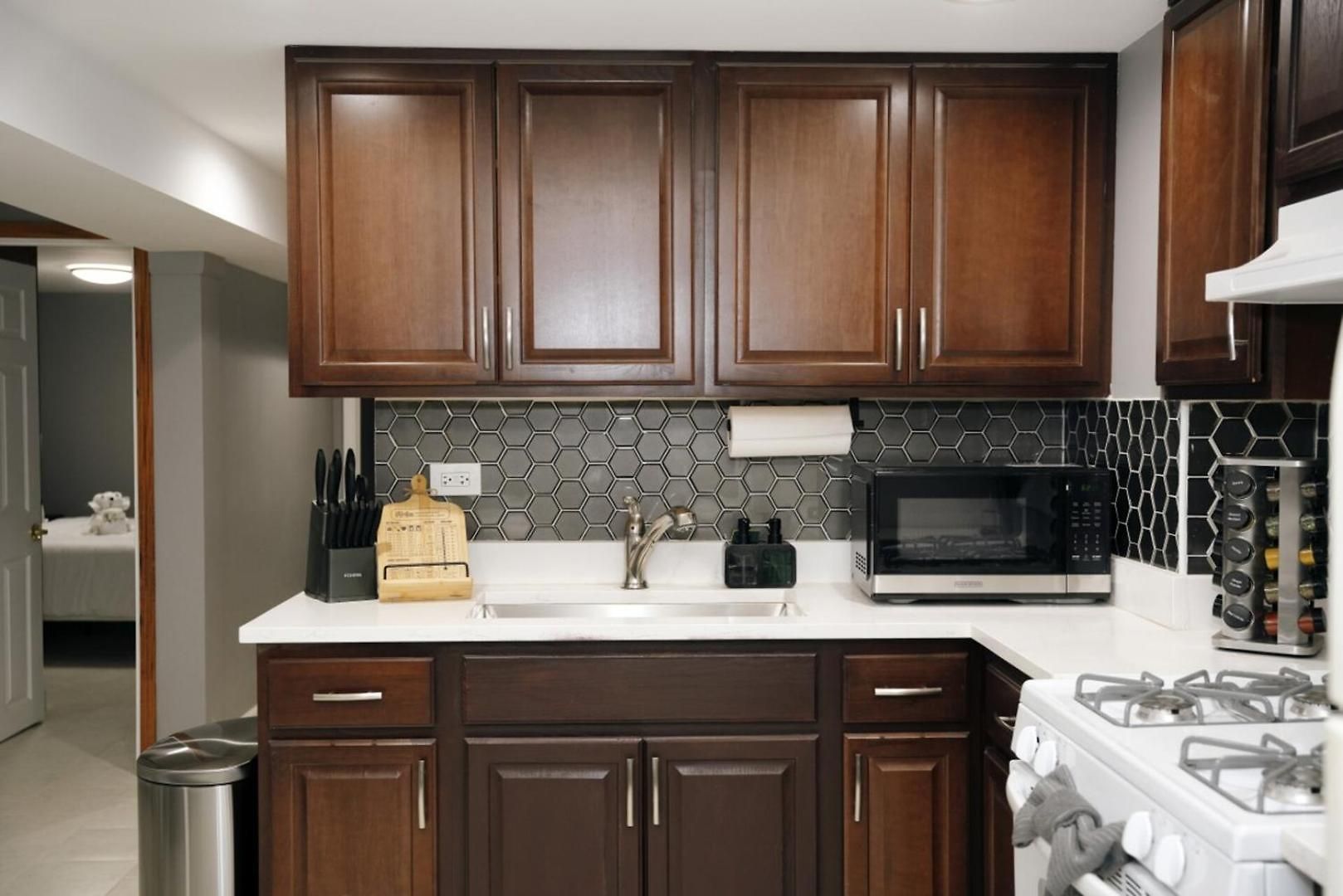 Apartment 2br Traveler's Favorite • Modern And Clean