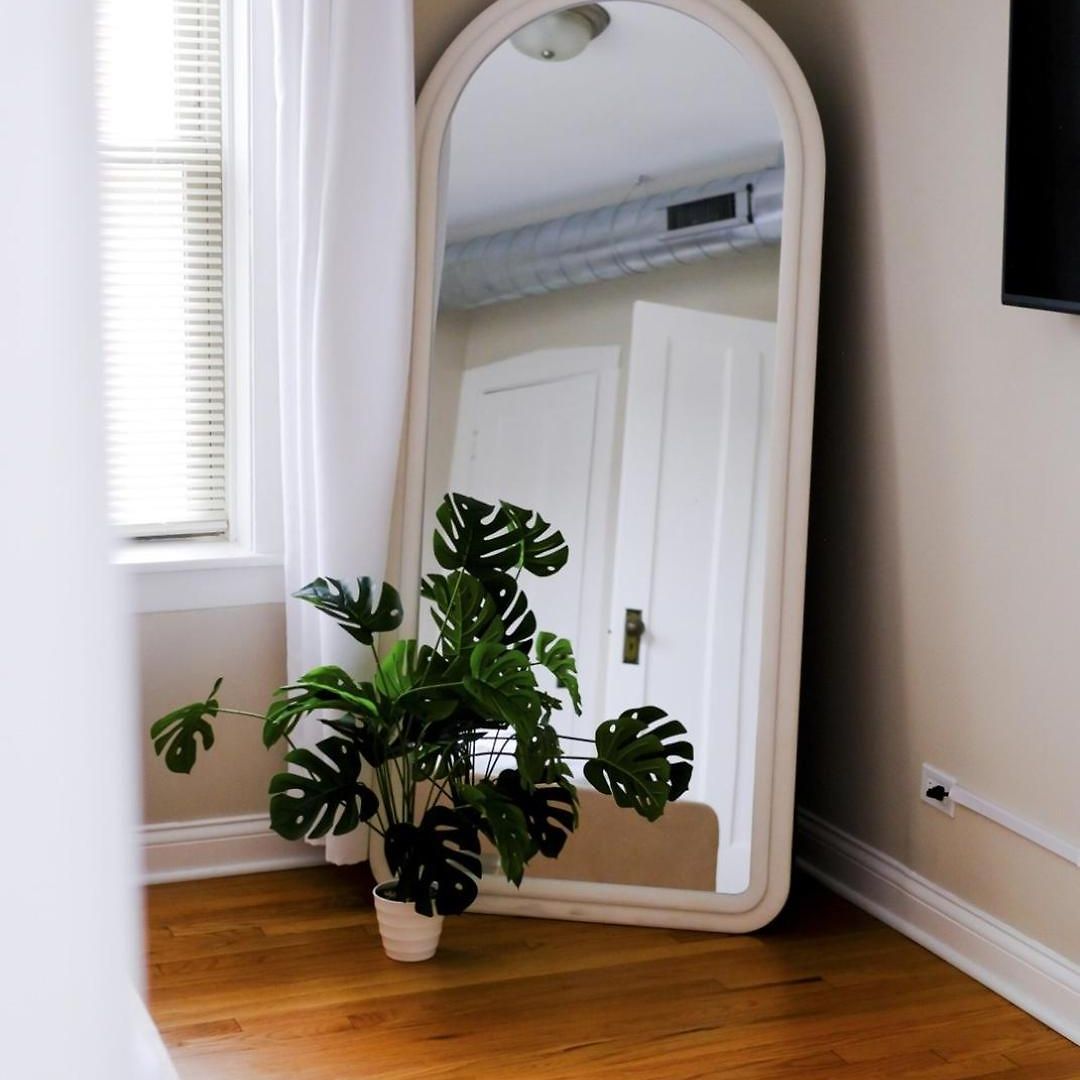 Apartment Sleeps 4 • New Modern 1br • Private Workspace *