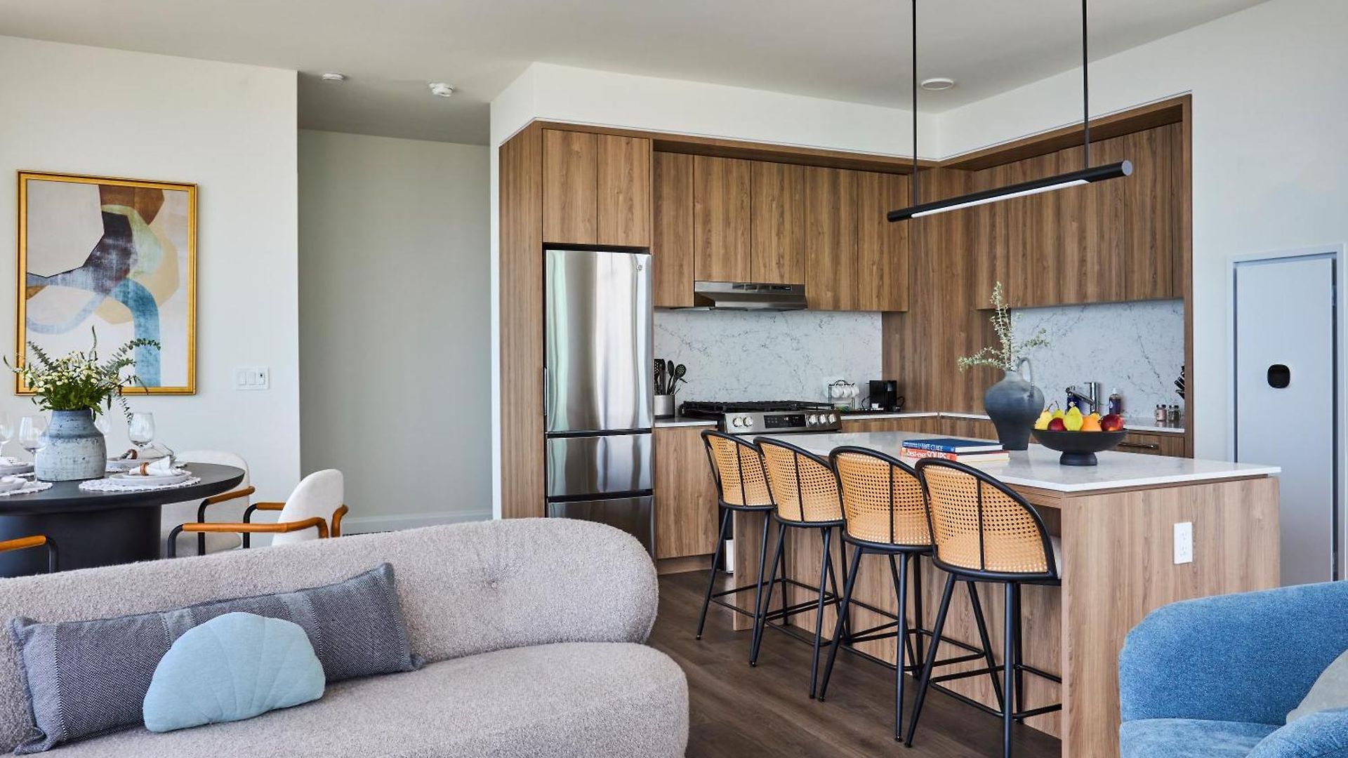 Lux Apts With Views And Amenities * Chicago