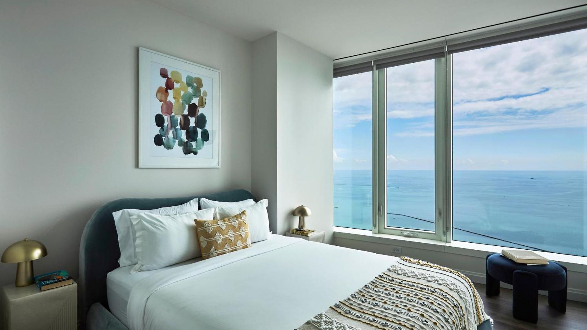 Apartment Lux Apts With Views And Amenities *