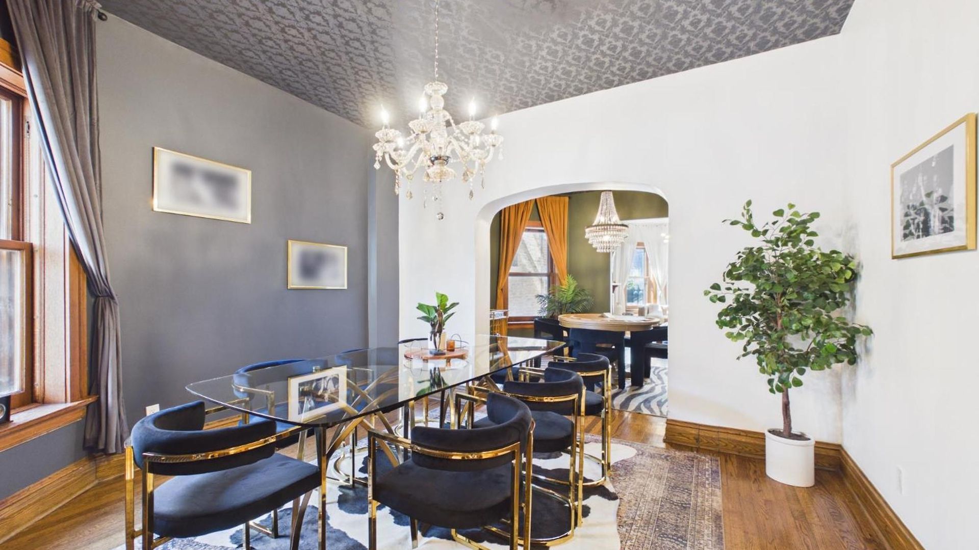 The Addison Art Deco Executive Retreat Garage Apartment