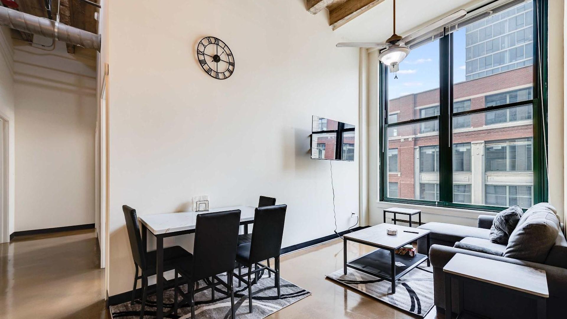 West Loop - Views With In & Out Parking 3 * Chicago
