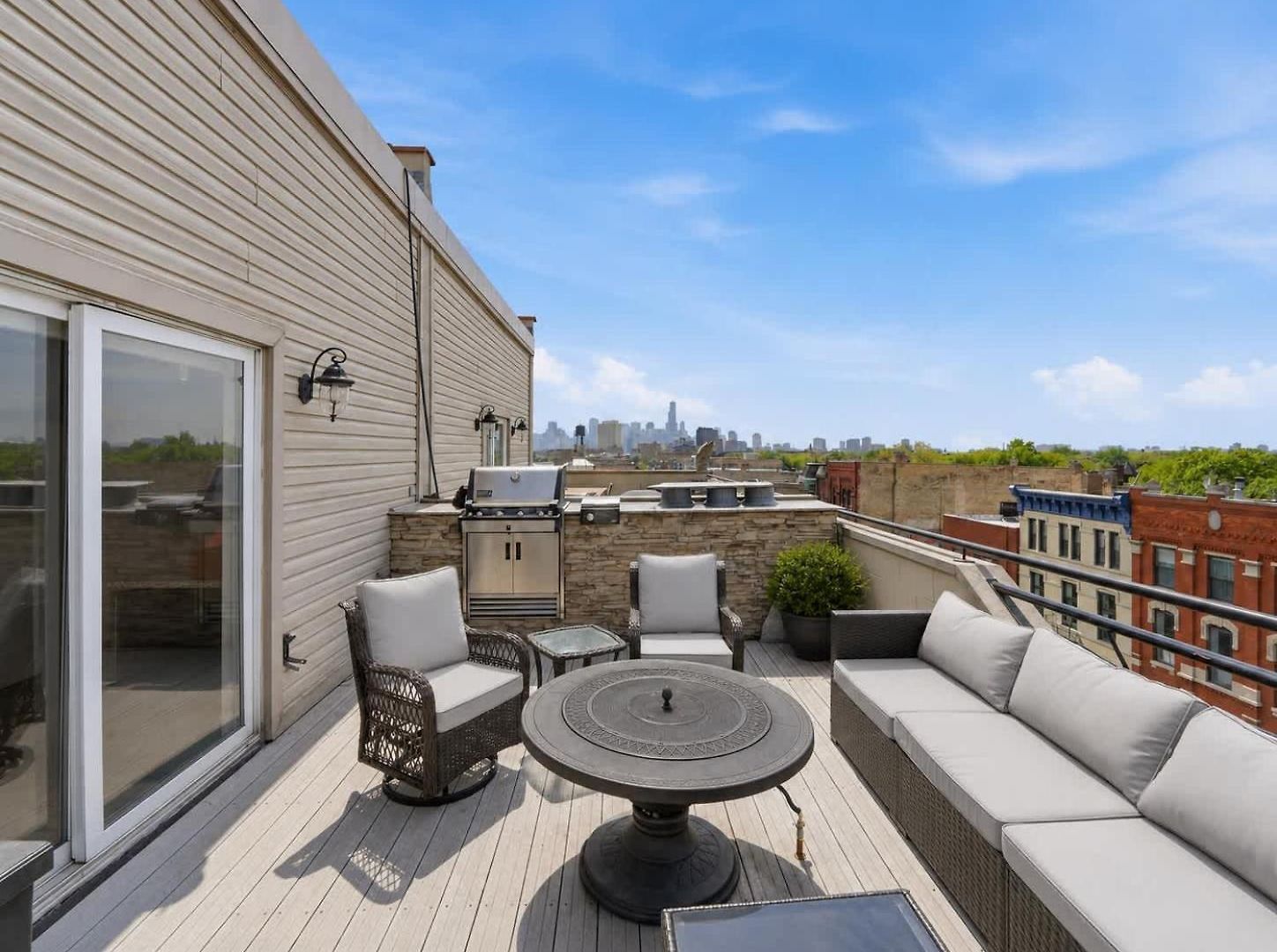 Amazing Wicker Park Penthouse With Skyline Views Holiday home