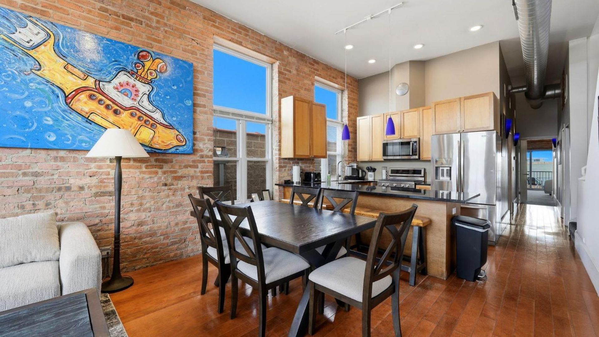 Amazing Wicker Park Penthouse With Skyline Views