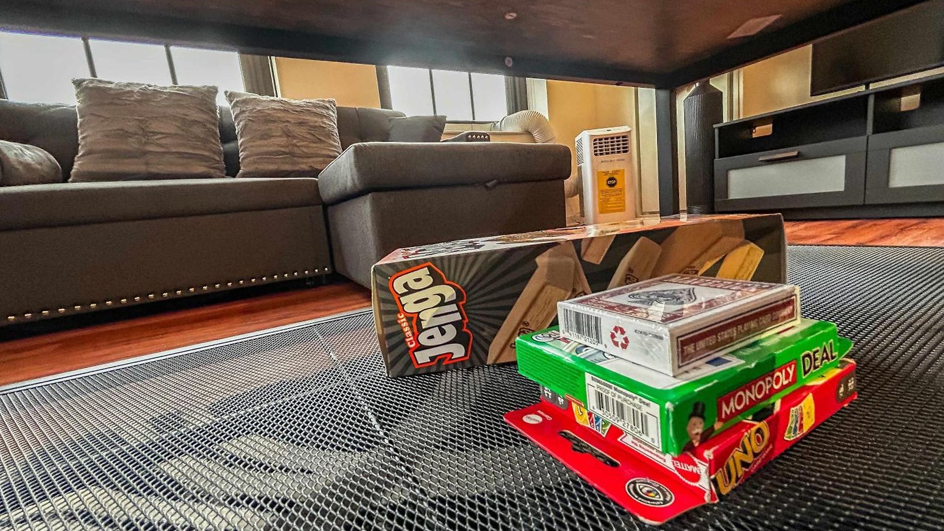 Apartment Downtown With Free In & Out Parking 4 *