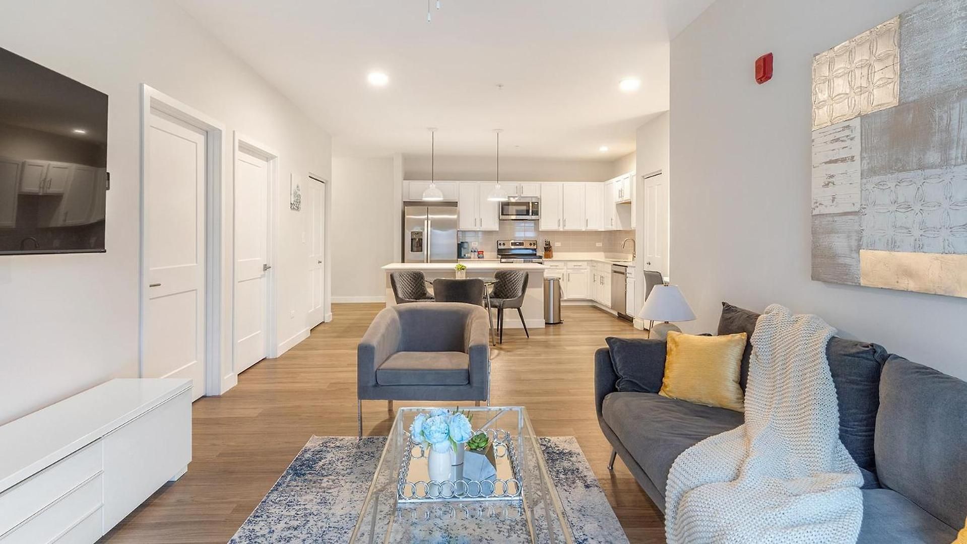 Landing Modern 2bd Clubhouse Gym *