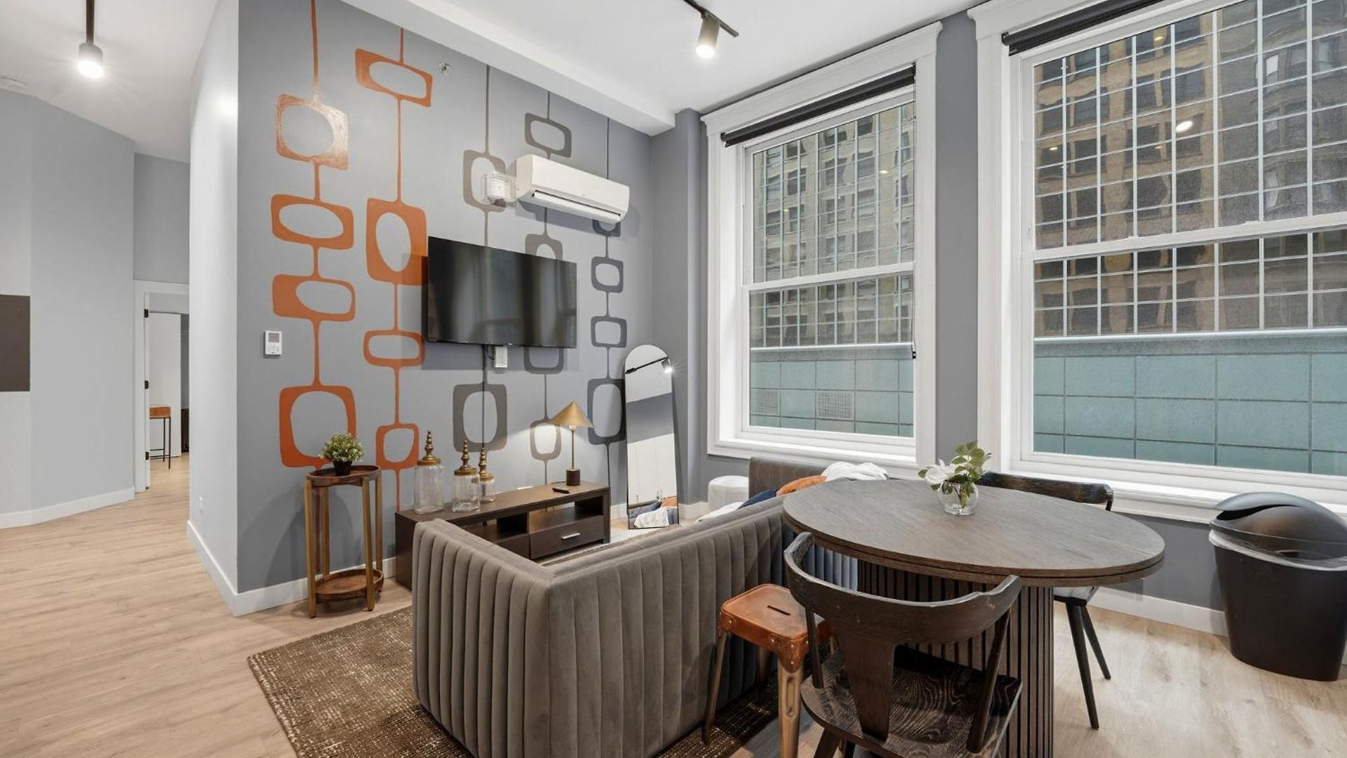 The Plymouth Chicago 4-Br Apartment In Printers Row - Free Parking, Gym & Rooftop 3* Chicago
