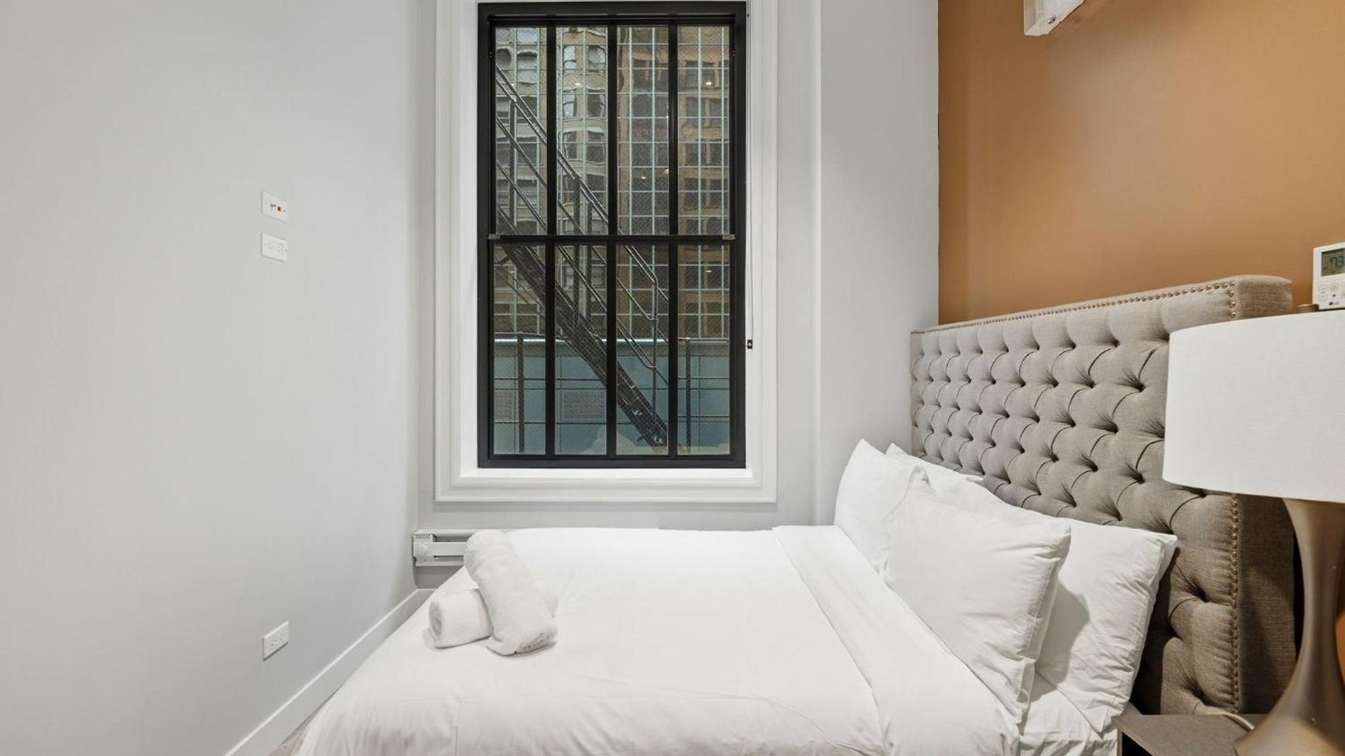 Aparthotel The Plymouth Chicago 4-Br Apartment In Printers Row - Free Parking, Gym & Rooftop Chicago