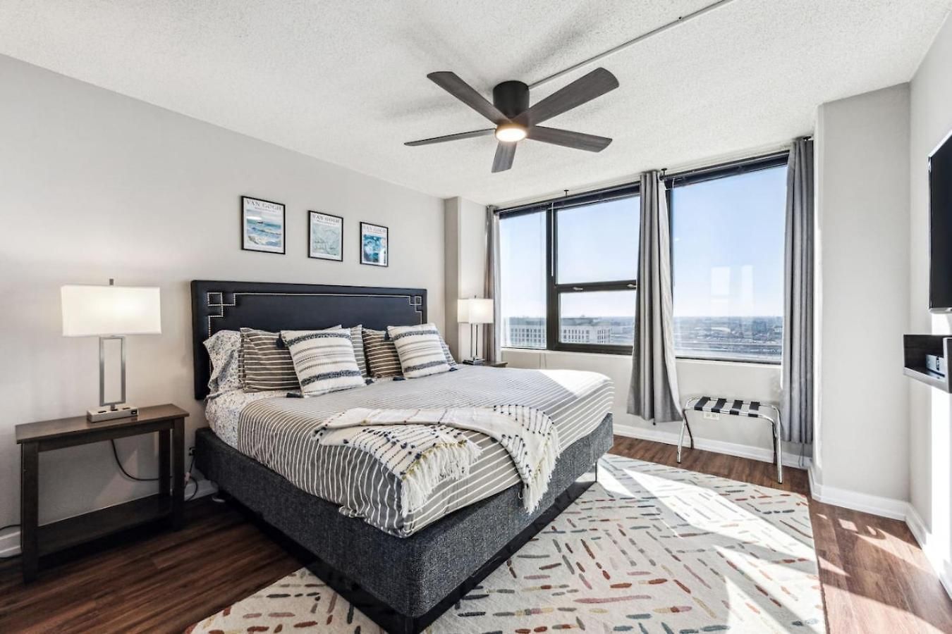 Downtown Mich Ave, Grant Park, Museums 2bd-2ba #20 * Chicago