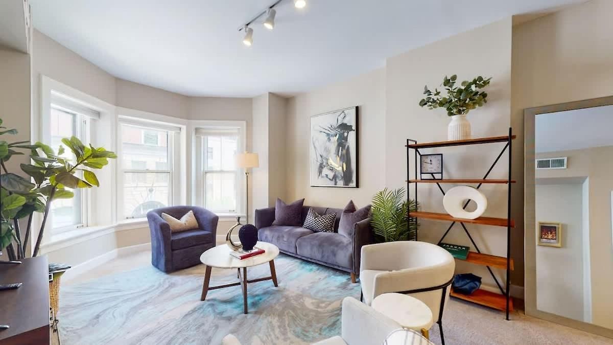 Dearborn Duplex L Sleeps 10 L Free Parking *