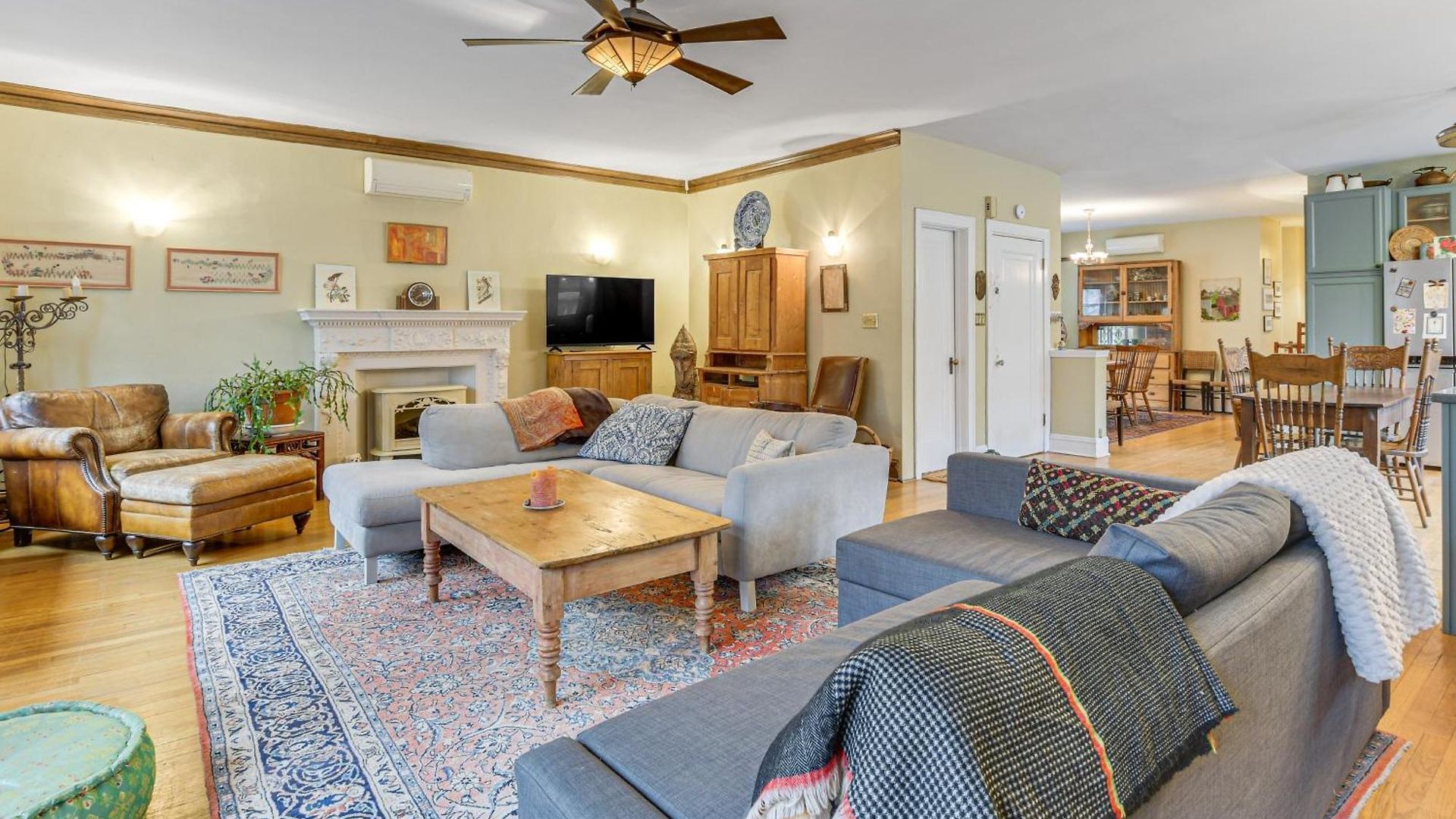 Historic 1930s Retreat! Walk To Wicker Park
