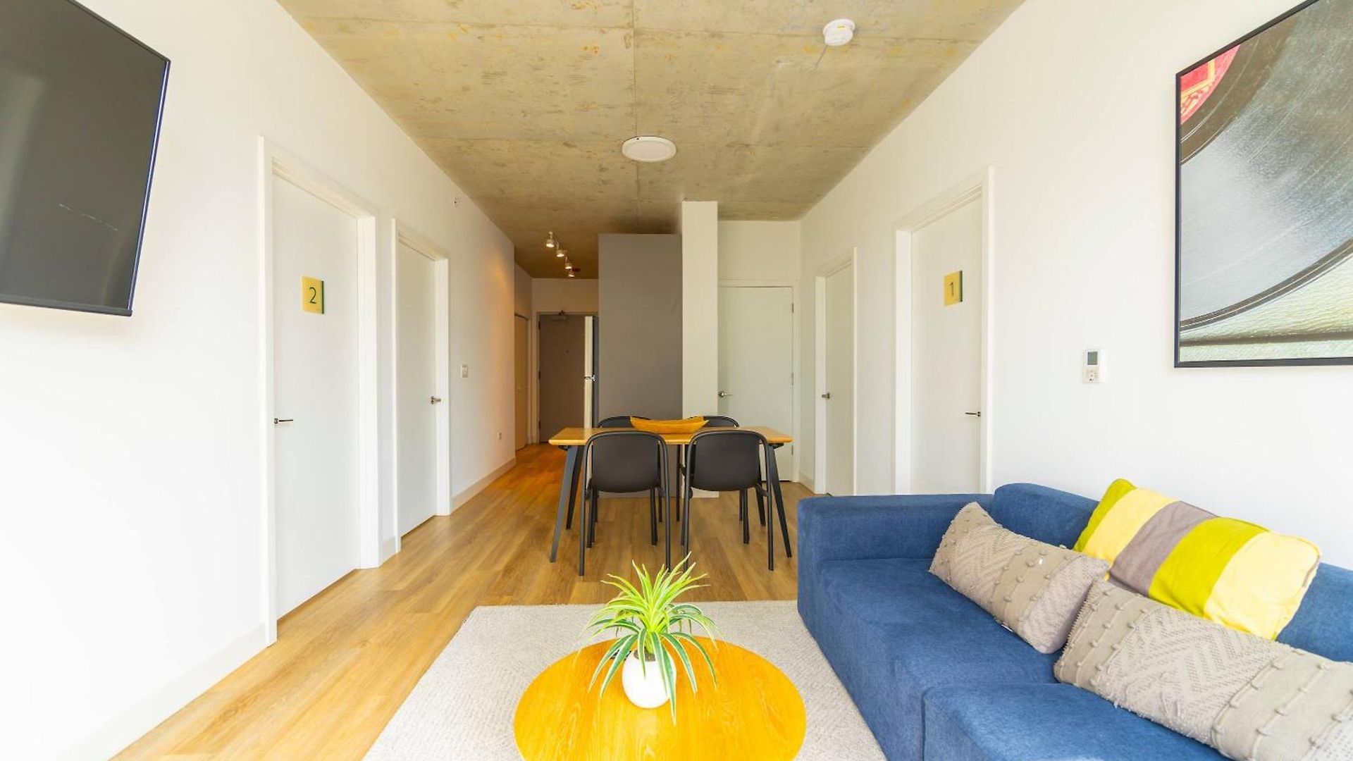 Modern 3br Near North Ave Shops Holiday home