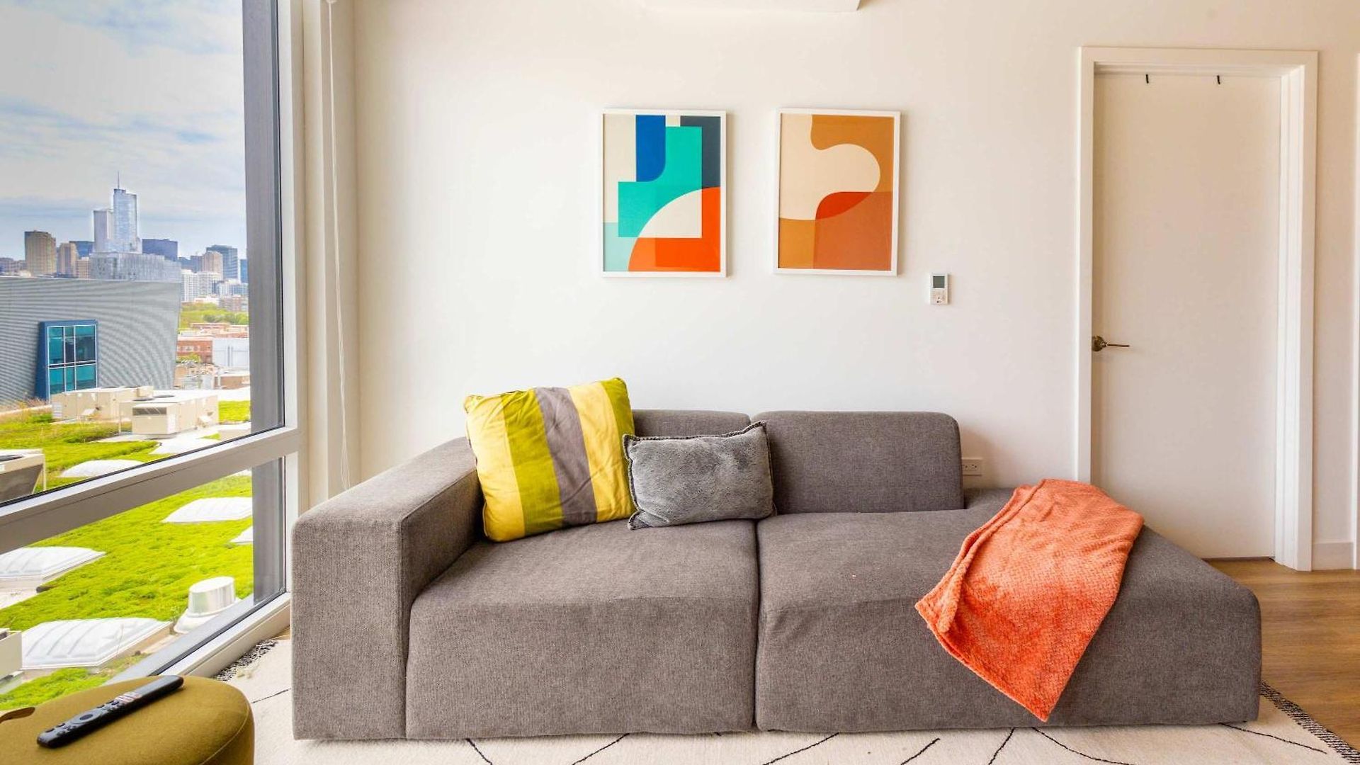 4br Modern Urban Escape Walk To Zoo Lakefront & Red Line Holiday home Chicago