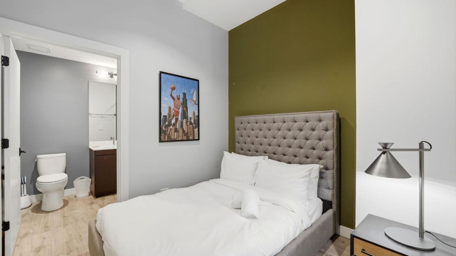 The Plymouth Chicago 4-Br Apartment In Printers Row - Free Parking, Gym & Rooftop