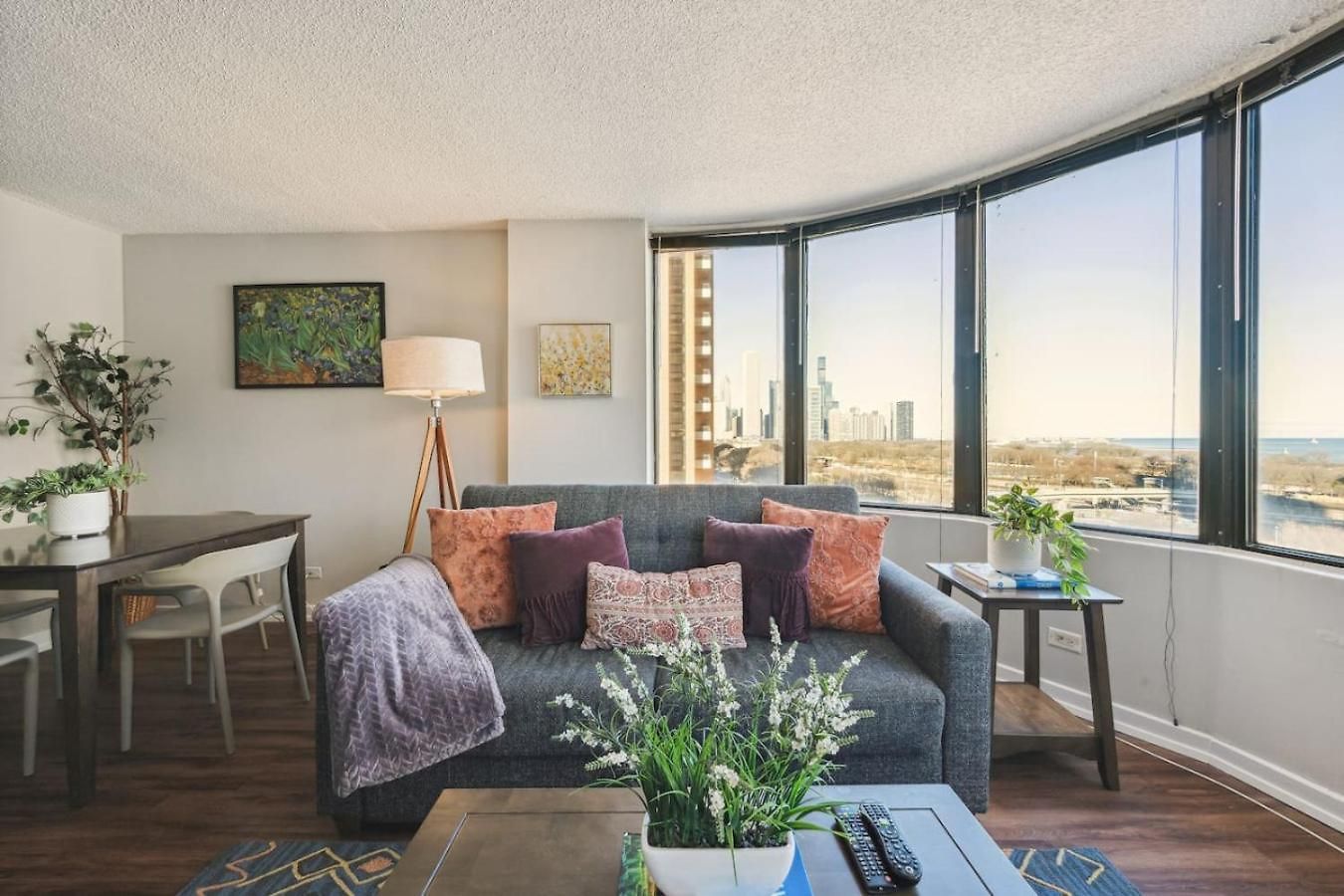 Downtown Views, Mich Ave, Museums 2bd- 2ba #10 Chicago
