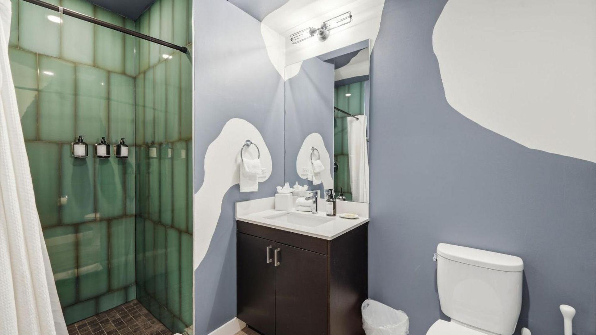 The Plymouth Chicago 4-Br Apartment In Printers Row - Free Parking, Gym & Rooftop