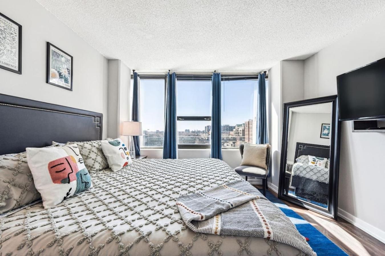 Holiday home Mich Ave Downtown Grant Park, Museums 2bd-2ba #5 *