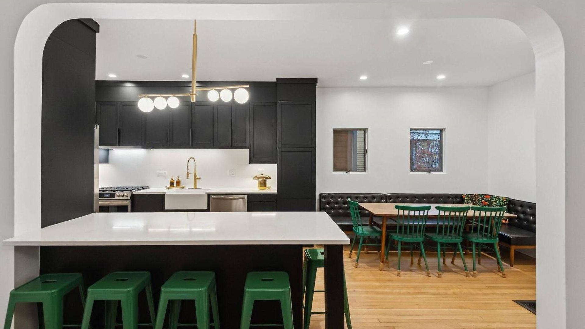 Giant 5br, Pool Table, 15 Min To Cubs & Mag Mile