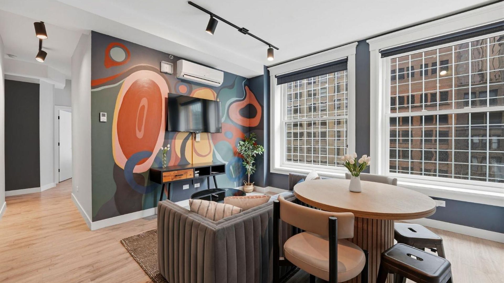 Aparthotel The Plymouth Chicago 4-Br Apartment In Printers Row - Free Parking, Gym & Rooftop 3*