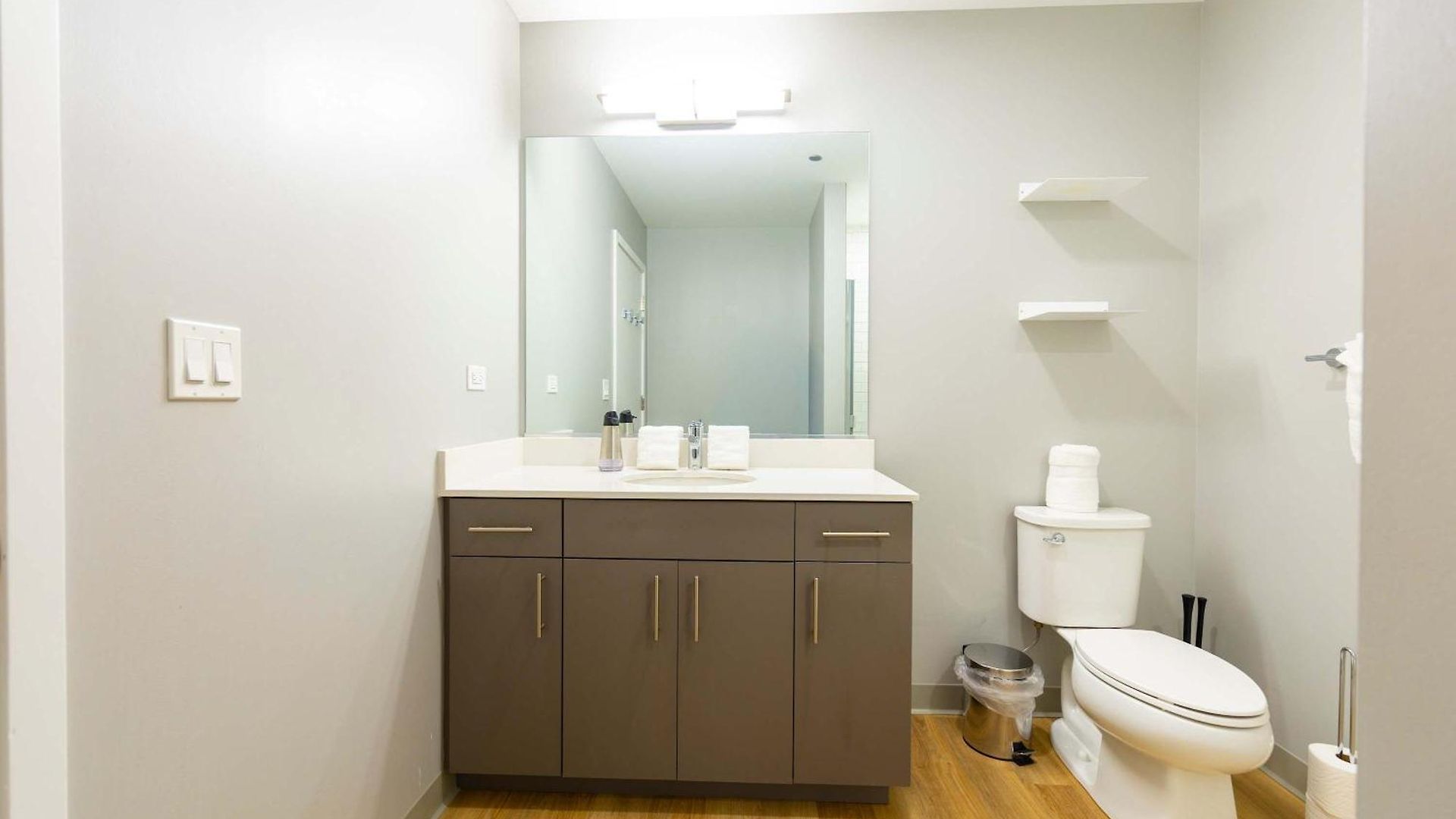 Holiday home 4br Modern Urban Escape Walk To Zoo Lakefront & Red Line Chicago