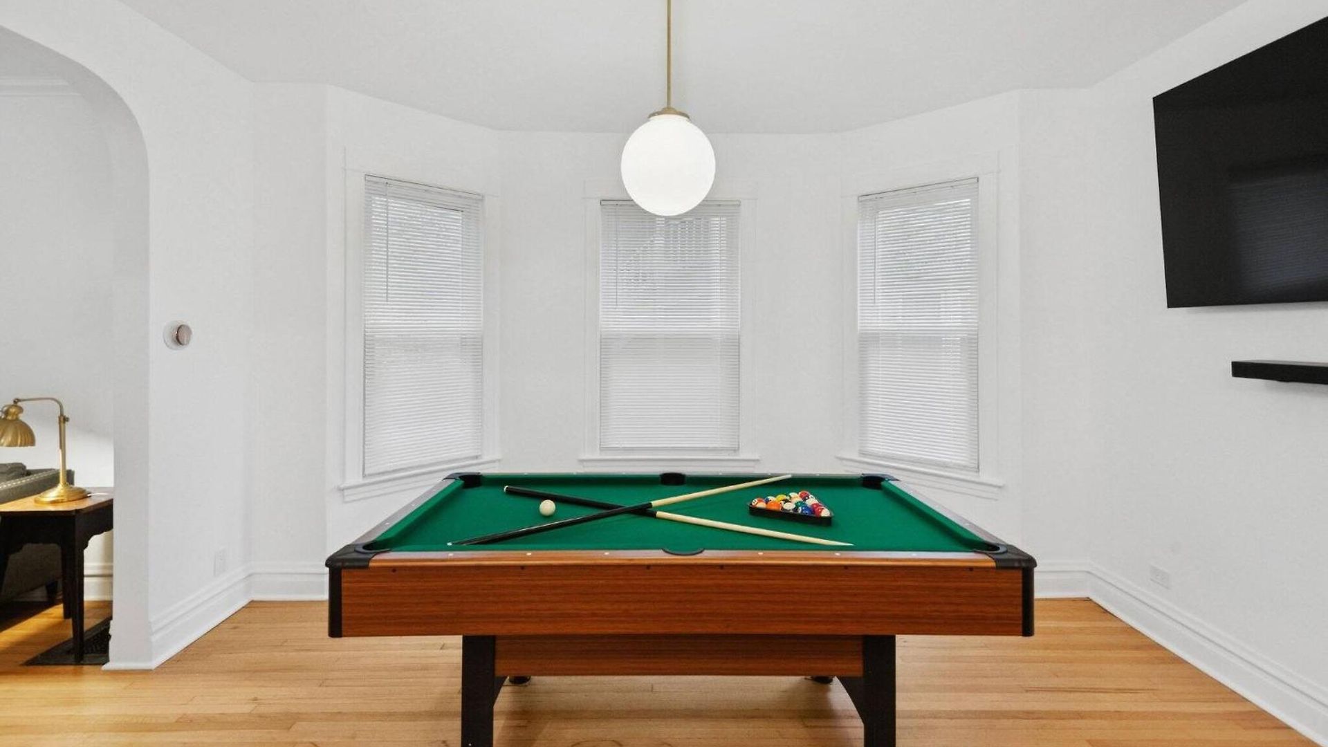 Holiday home Giant 5br, Pool Table, 15 Min To Cubs & Mag Mile Chicago