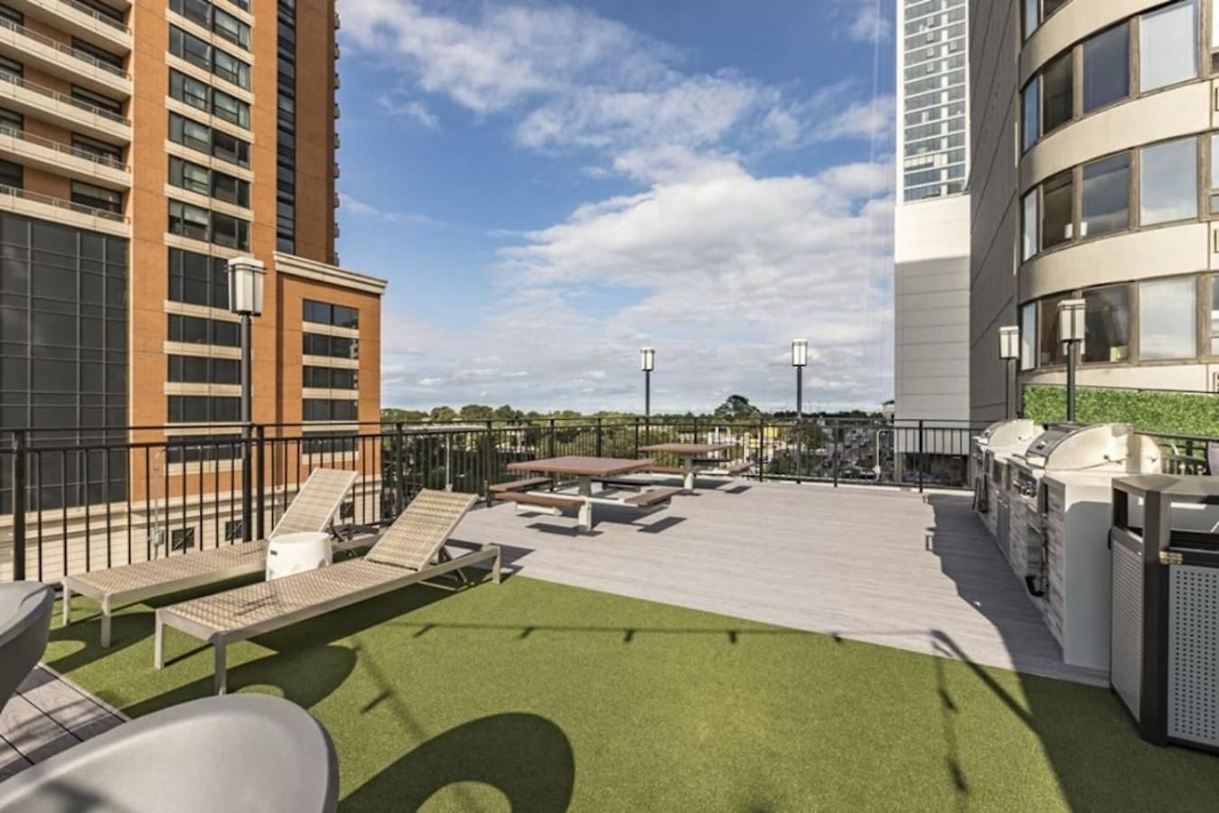 Downtown Views, Mich Ave, Museums 2bd- 2ba #10 * Chicago