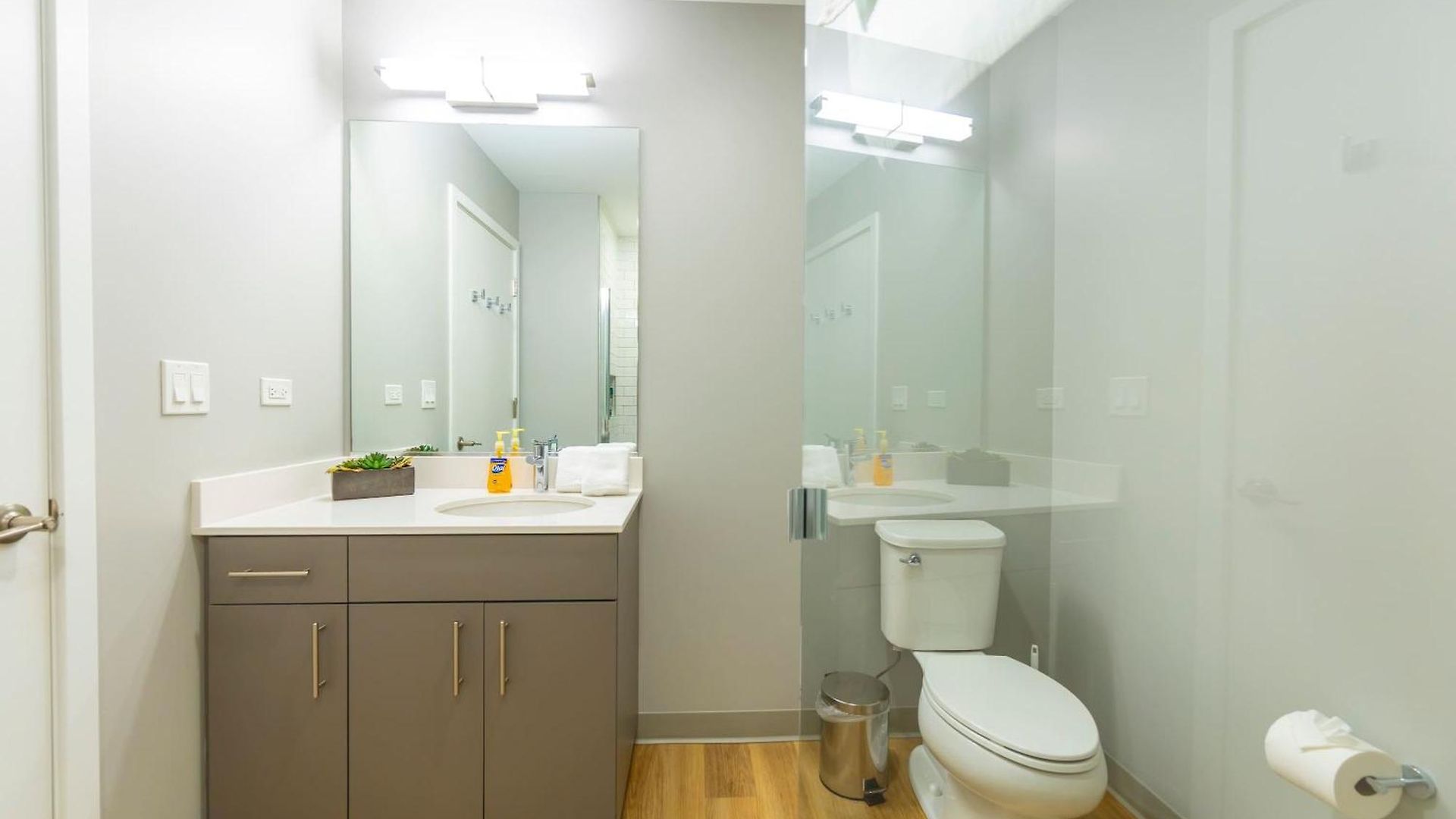 Modern 3br Near North Ave Shops Holiday home