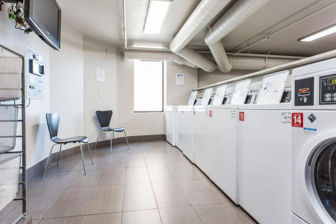 Downtown Views, Mich Ave, Museums 2bd- 2ba #10 *