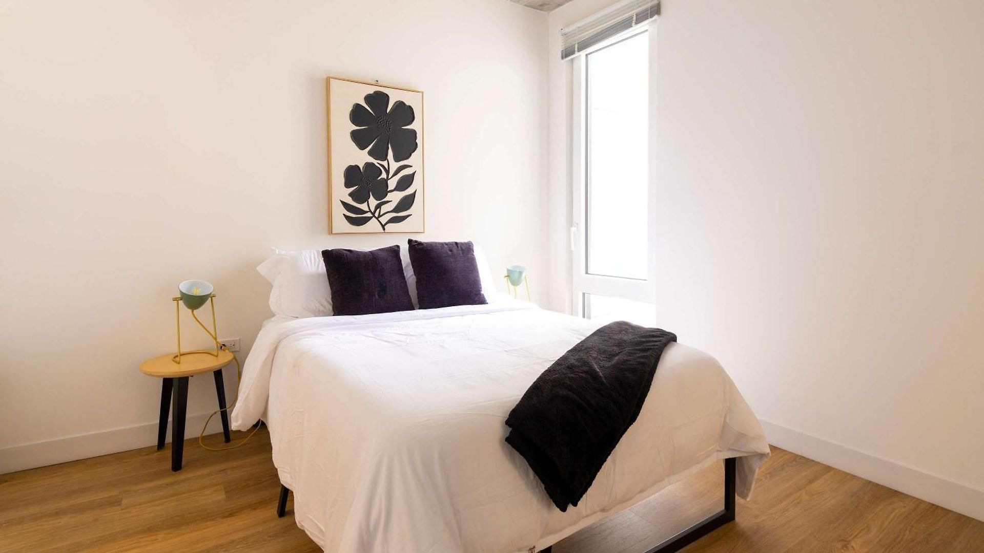 4br Modern Urban Escape Walk To Zoo Lakefront & Red Line