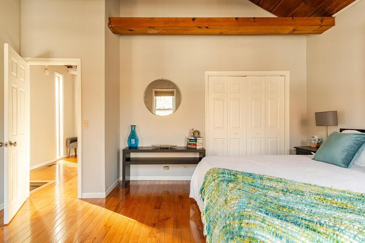 Stunning Home, Epic Game Room, Prime Location *