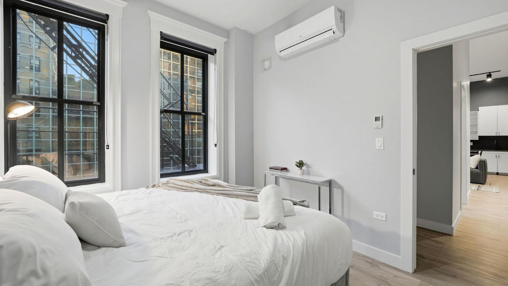 Aparthotel The Plymouth Chicago 4-Br Apartment In Printers Row - Free Parking, Gym & Rooftop Chicago