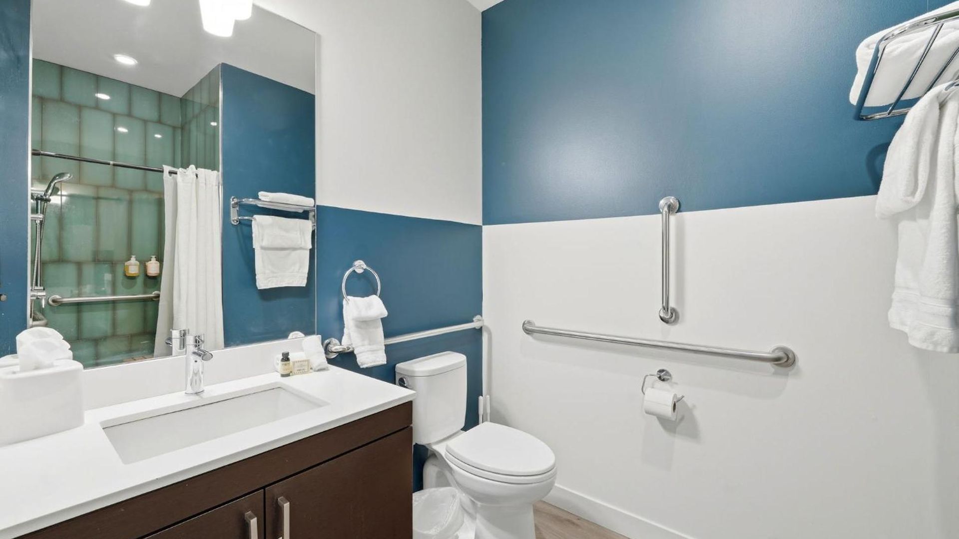 The Plymouth Chicago 4-Br Apartment In Printers Row - Free Parking, Gym & Rooftop Chicago