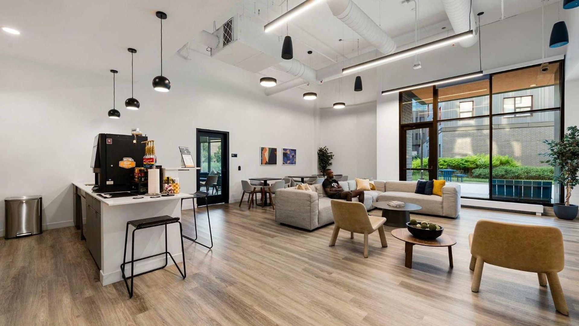 4br Modern Urban Escape Walk To Zoo Lakefront & Red Line Holiday home *