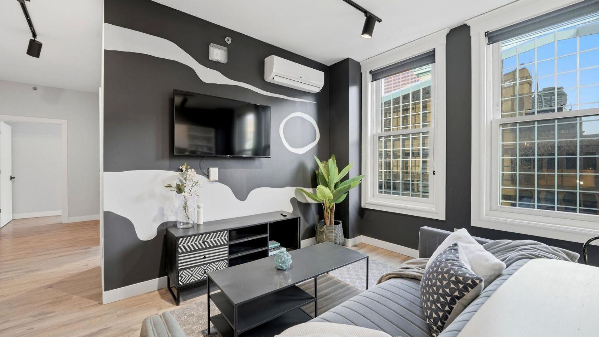 Aparthotel The Plymouth Chicago 4-Br Apartment In Printers Row - Free Parking, Gym & Rooftop 3*