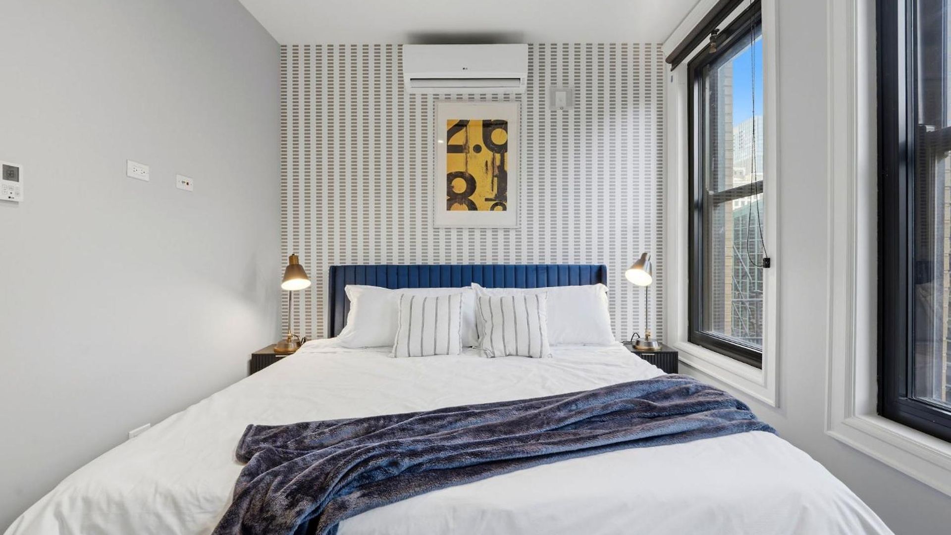 The Plymouth Chicago 4-Br Apartment In Printers Row - Free Parking, Gym & Rooftop Chicago