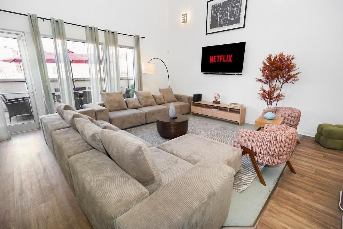 Huge 5br Heart Of Fulton Market Duplex Of Dreams *