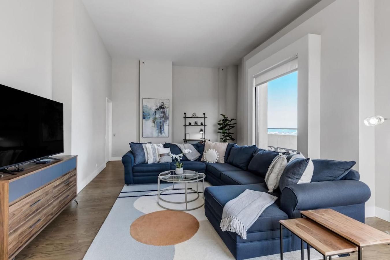 Dtown Penthouse - 4bd-4ba Parking Gym Apartment