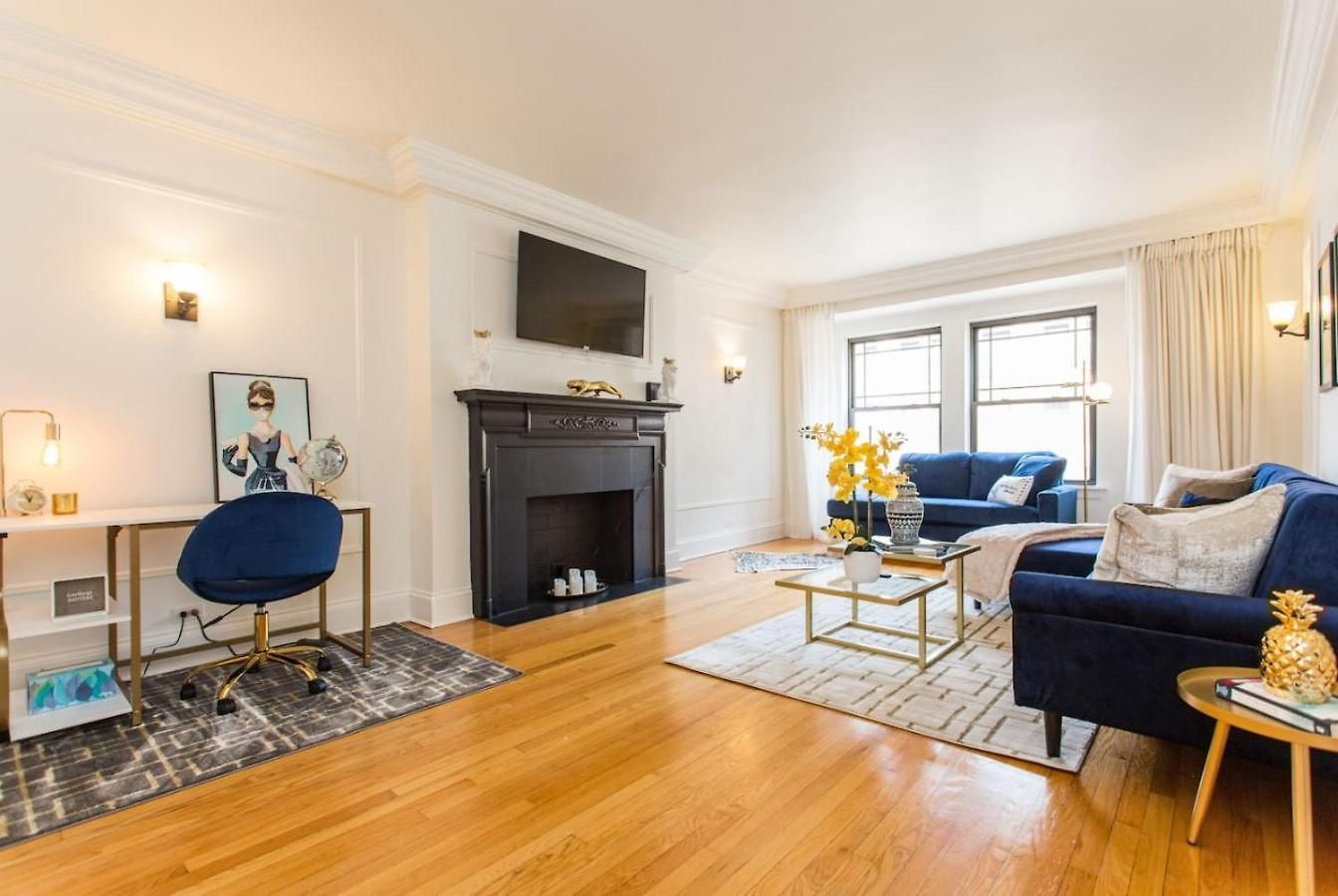 Gold Coast Mag Mile Location #2 Apartment