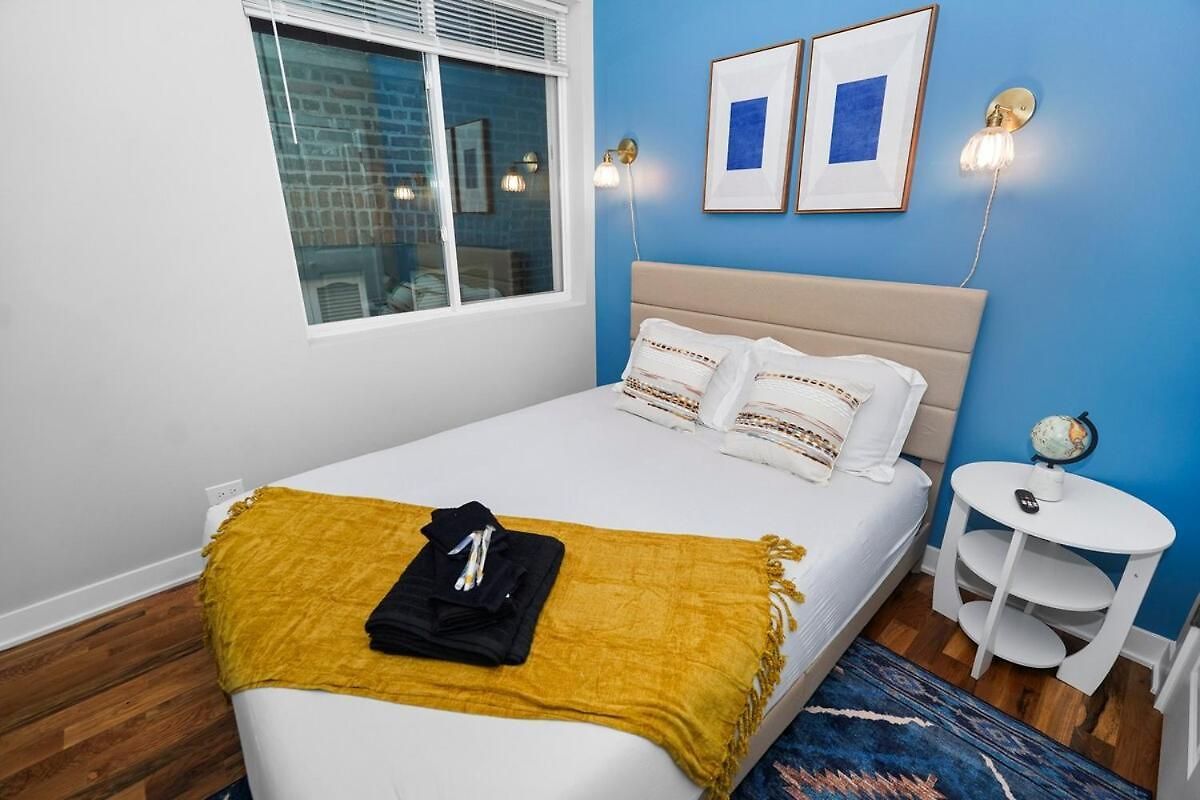 Apartment Modern 3br Retreat Near United Center & West Loop *