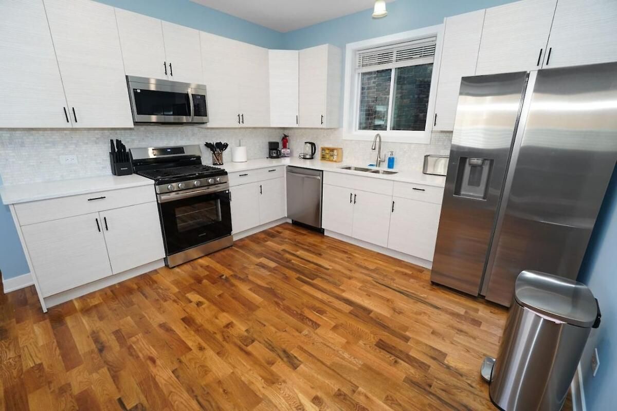 Apartment 3br Oasis Near Downtown & United Center