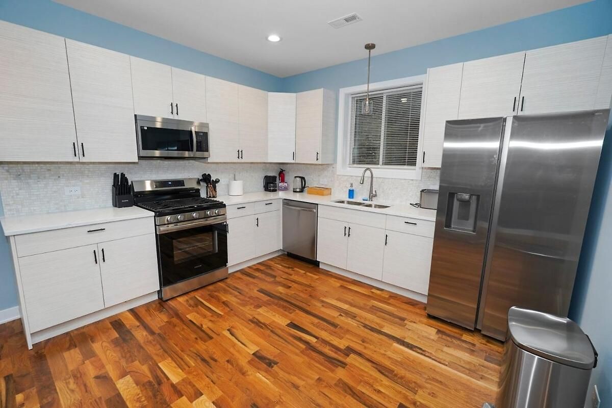 Modern 3br Retreat Near United Center & West Loop Apartment *