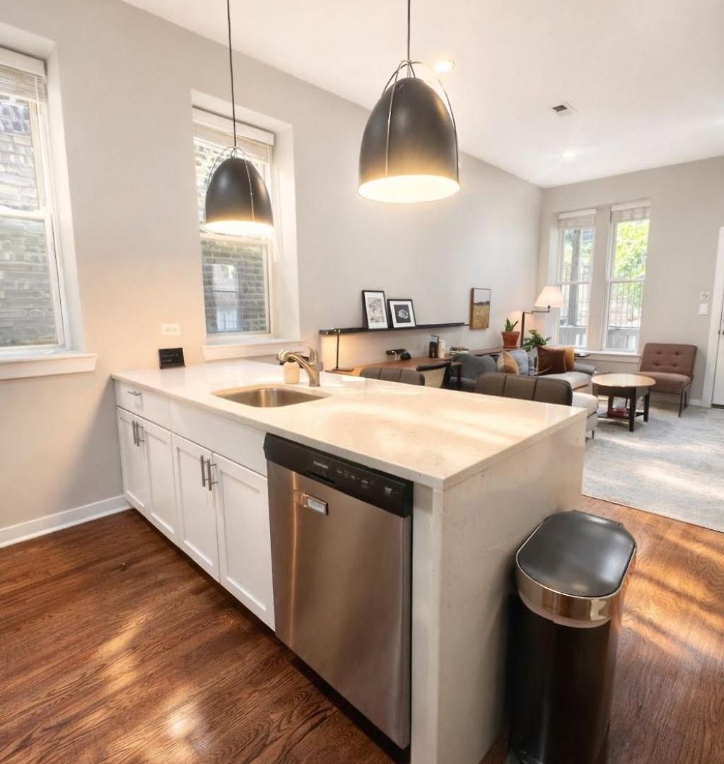 Flexhome West Town - Spacious 2br Duplex - Sleeps 8 * Chicago