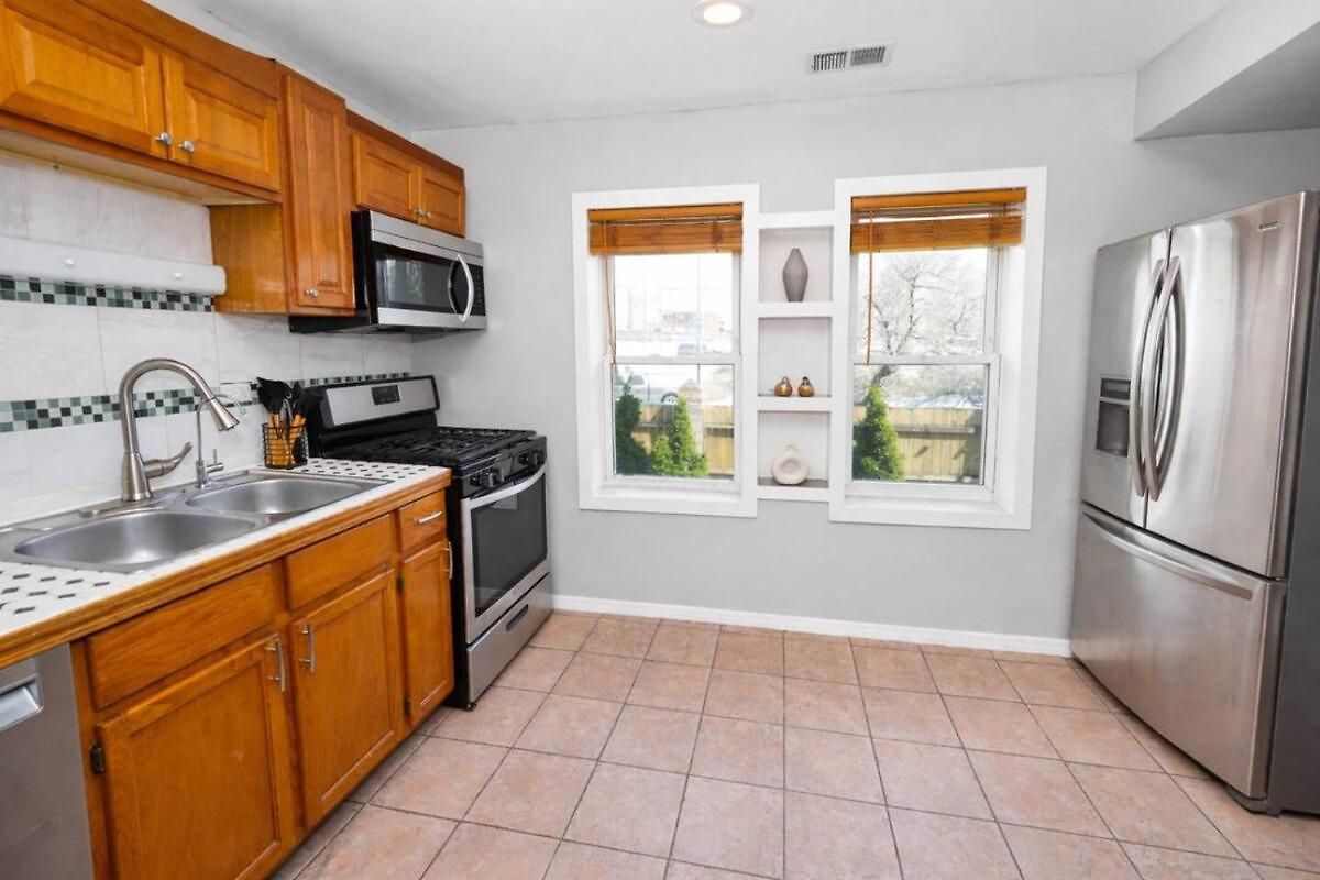 3 King Beds Near Wicker Park * Chicago
