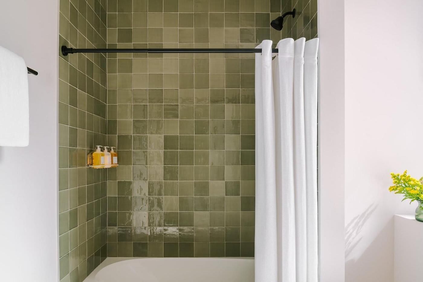 Livn West Loop Queen Superior Apartment *