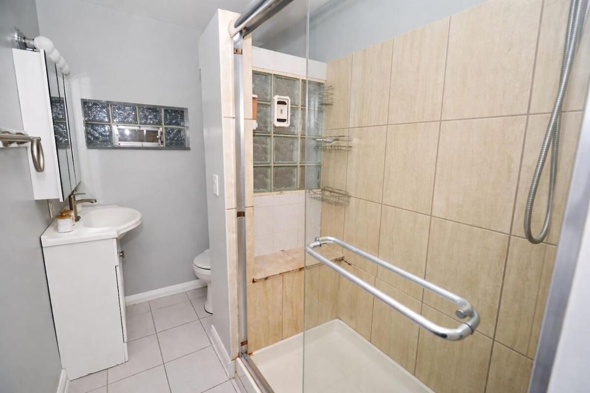 Apartment 3 King Beds Near Wicker Park Chicago