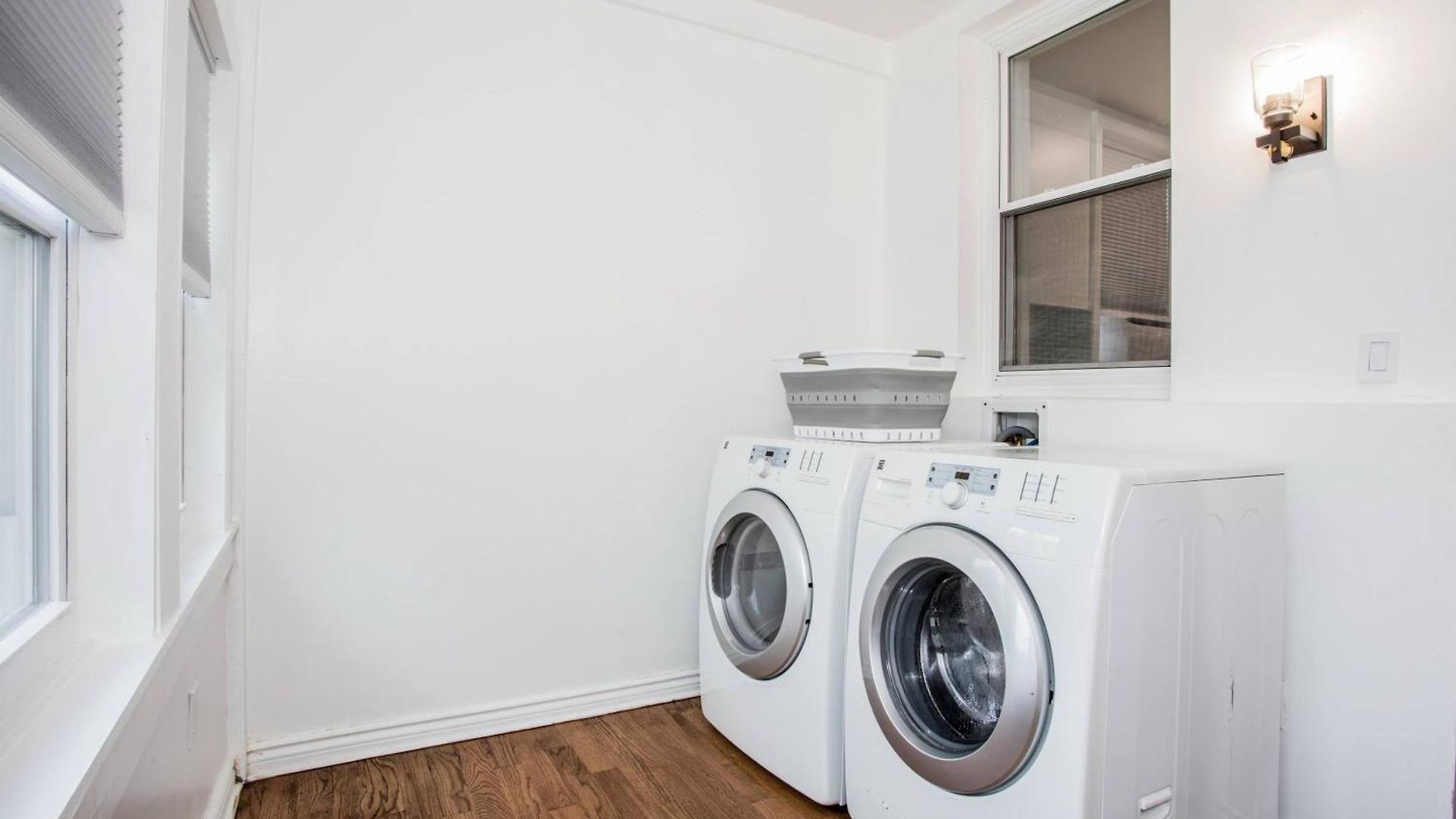King Bed, Great Wifi, United Center, Walk To Train * Chicago