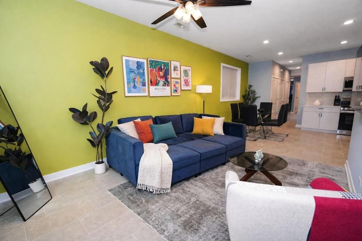 Spacious 3br Near United Center & Medical District * Chicago