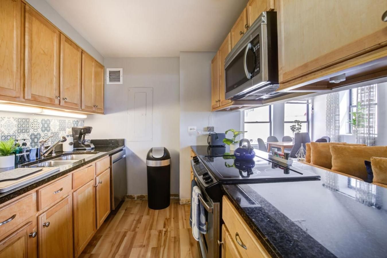 Downtown Penthouse I Vintage , Gym & Balcony #5 * Chicago