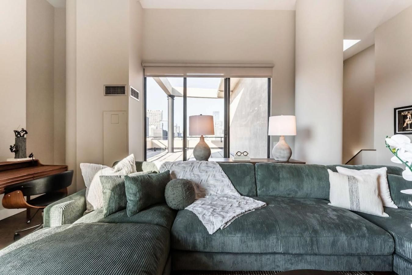 Downtown Penthouse 3bd Views Parking Gym #2 Chicago